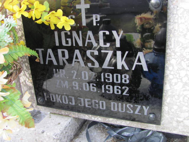   Lisia Góra - Grobonet - Wyszukiwarka osób pochowanych